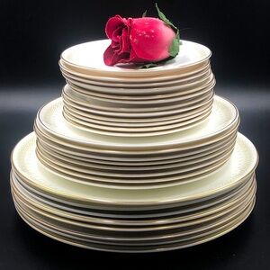 Royal Doulton Dining Pieces “Sweetheart Rose” Fine Bone China, Made in England